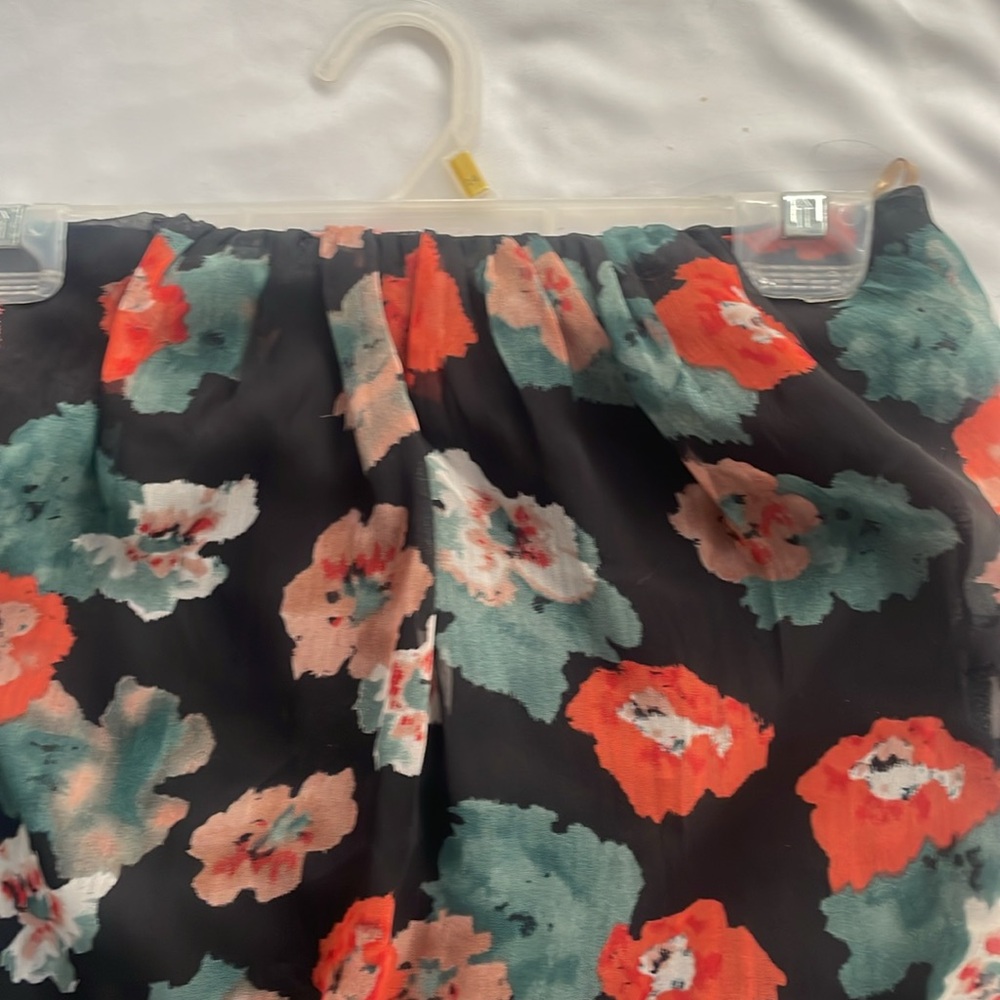 Floral skirt - Picture 6 of 8